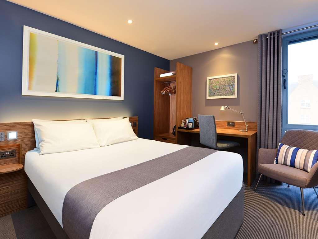 Travelodge London Central City Road Стая снимка